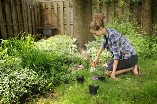 Screen-reader friendly garden content structure for Aperfield